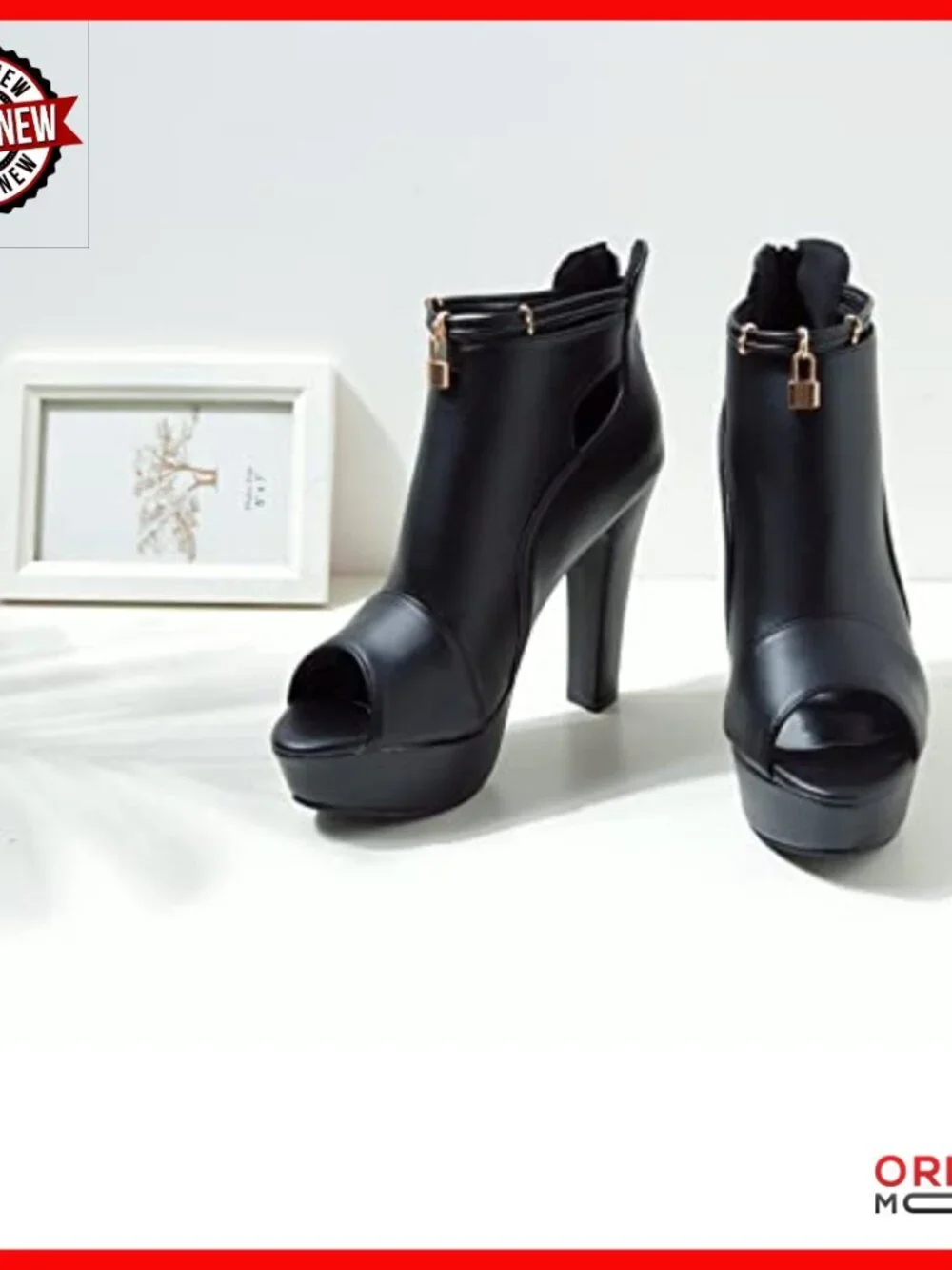 Peep-Toe Sandals with 4.5